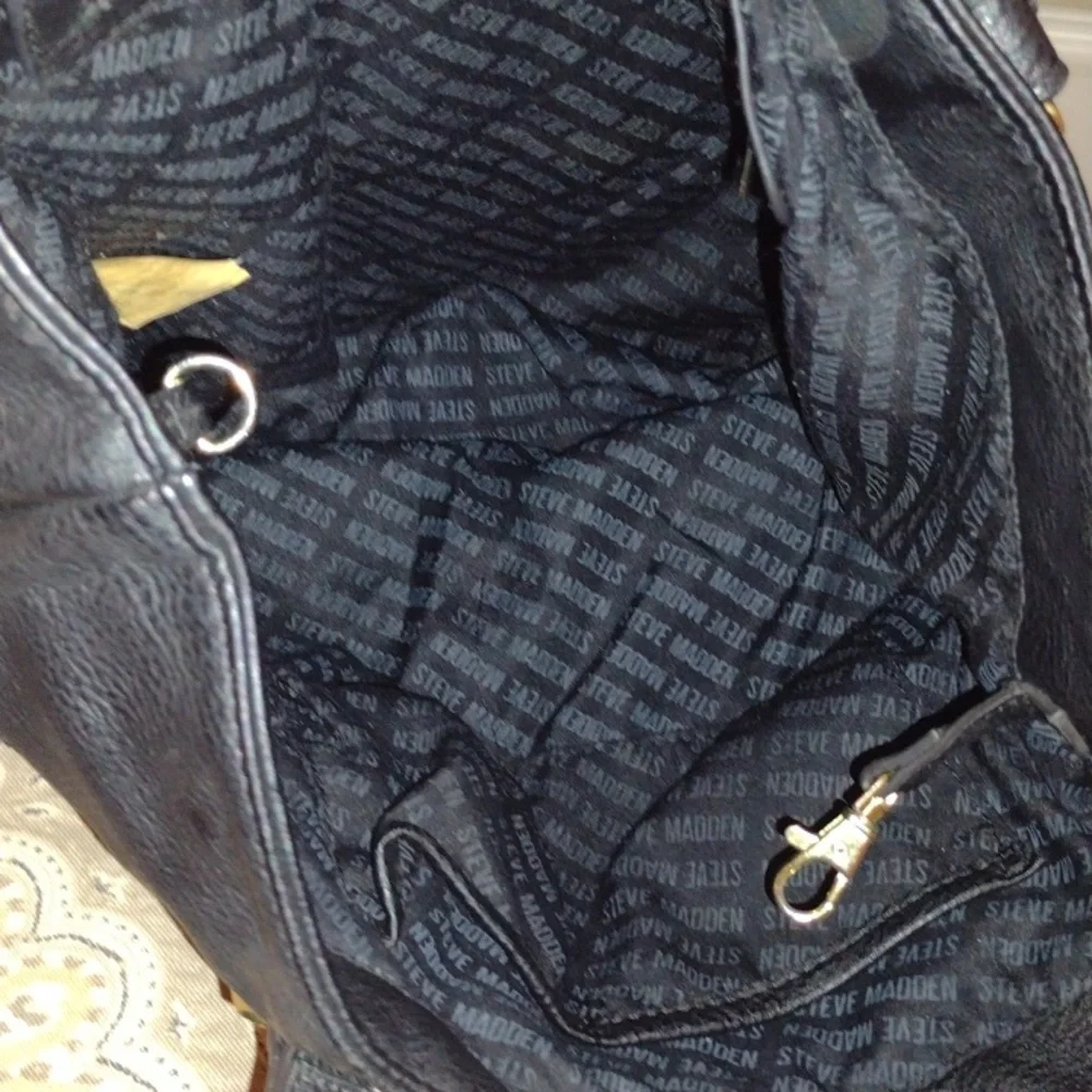 Cute/ Large Steve Madden Bag